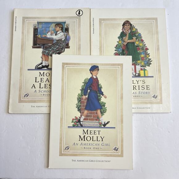 Set of 3 American Girl Molly Paperback Books Book 1 is 1st Edition Valerie Tripp - Picture 1 of 15